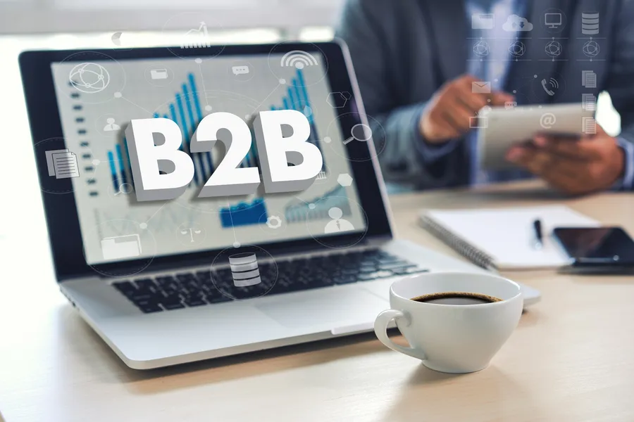 B2B performance dashboard on a laptop